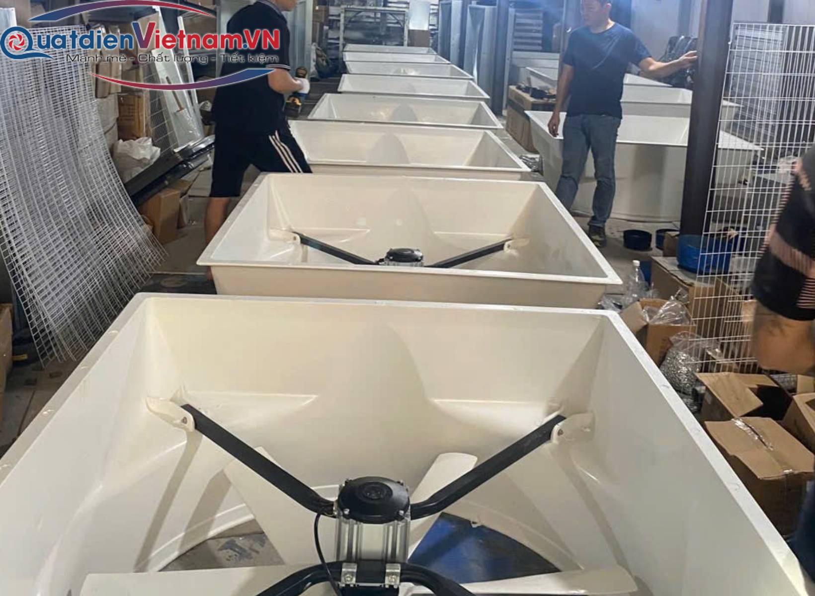 quat thong gio composite chong an mon