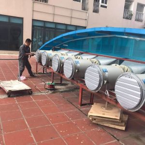 cua chop quat huong truc.3