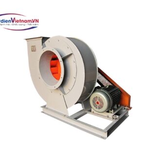 Động cơ hoạt động, bánh đai gắn trên trục động cơ sẽ quay