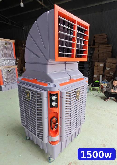 quat lam mat khong khi hoi nuoc